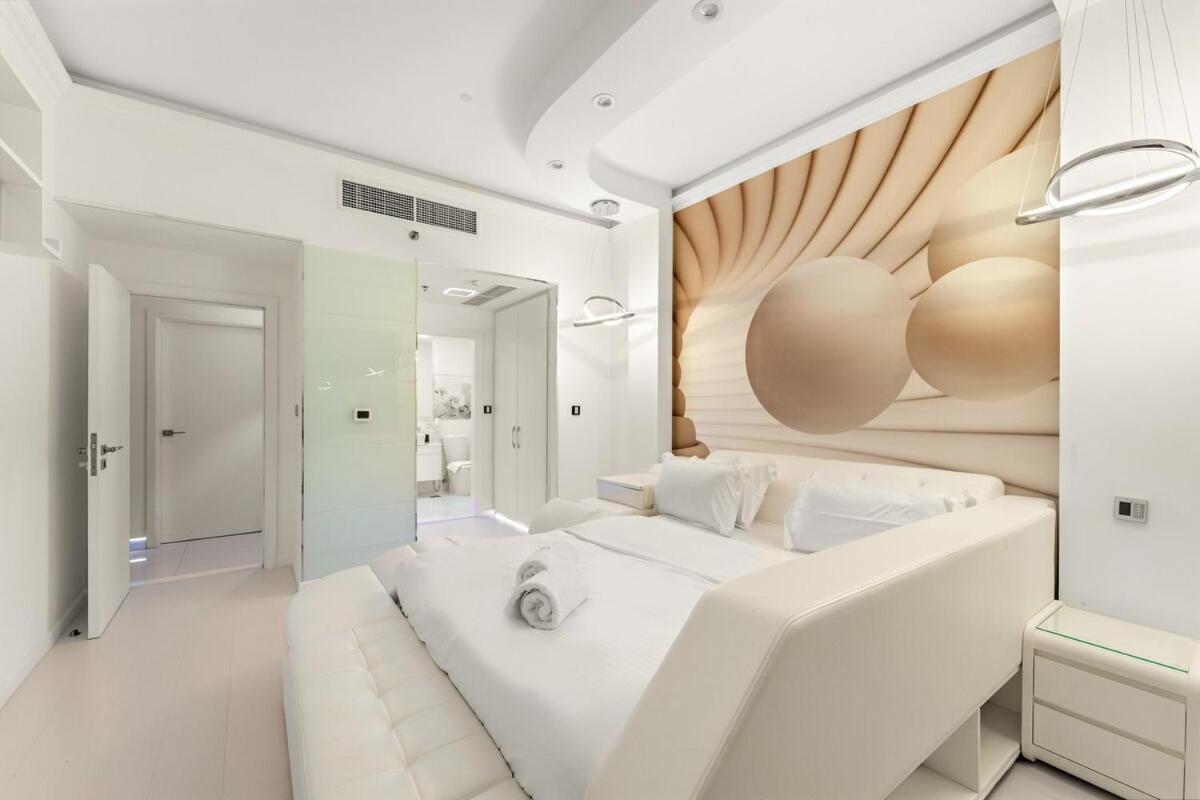 First Class 2br Luxurious Living In Jbr