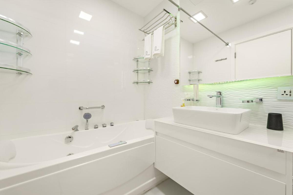 First Class 2br Luxurious Living In Jbr Apartment