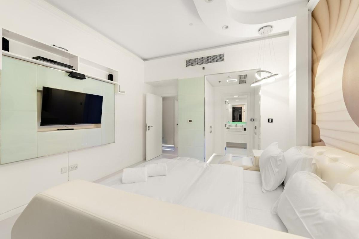 Apartment First Class 2br Luxurious Living In Jbr *